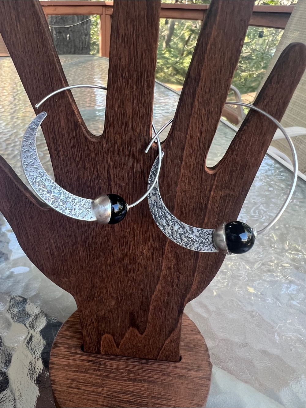 Silpada .925 Sterling Silver Black Chalcedony/Onyx Comet Tail Hoop
Earrings - Picture 5 of 5